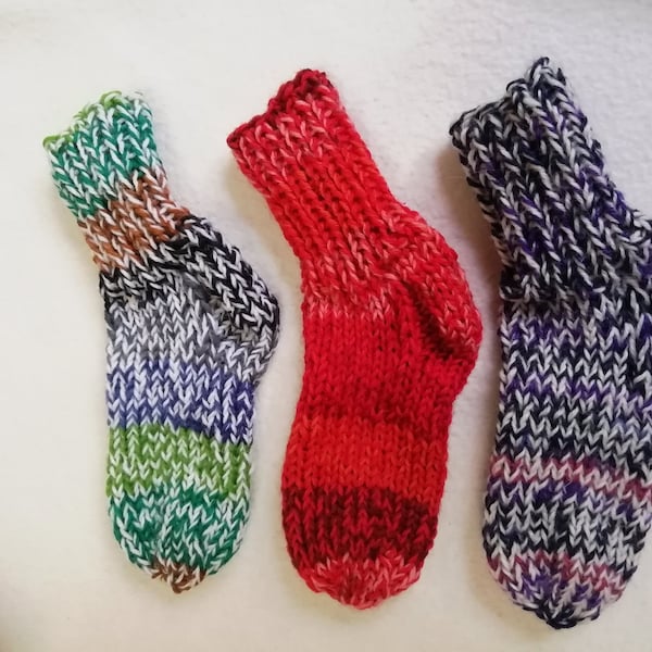 Kindersocken handgestrickt. Größe 20/21, verschiedene Farbvariationen