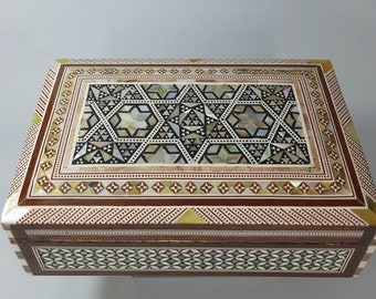 Egyptian inlaid Handmade Jewelry Box. Jewelry Organizer ,mother of pearl jewelry box.Gift for her .
