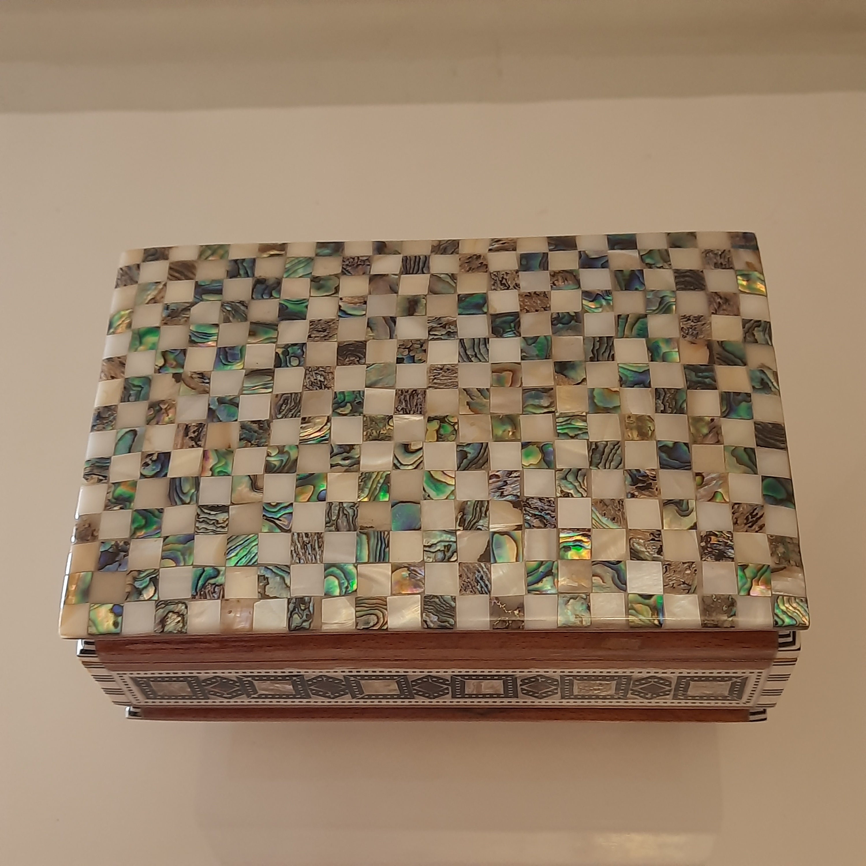 Egyptian Handmad Mother of Pearl Mosaic Inlaid Wood Jewelry Tea  Bags Box 