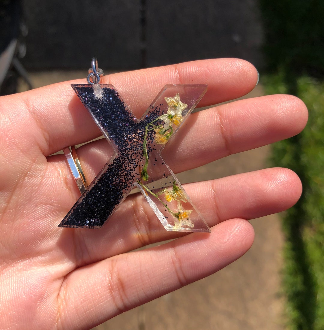 Handmade Keychainpersonalised Keychainresin and Flower Keychainbirthday Giftgift for Her