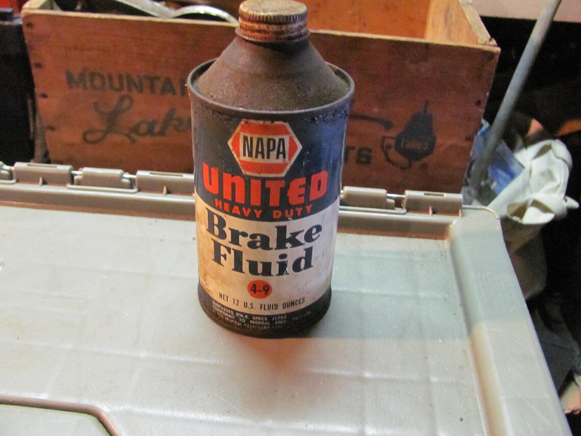 NAPA United Heavy Duty Brake Fluid 49 12 Fluid Oz. Can Man Etsy