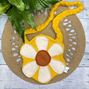 Kids Flower Power Fleece Purse: Handmade Daisy Bag