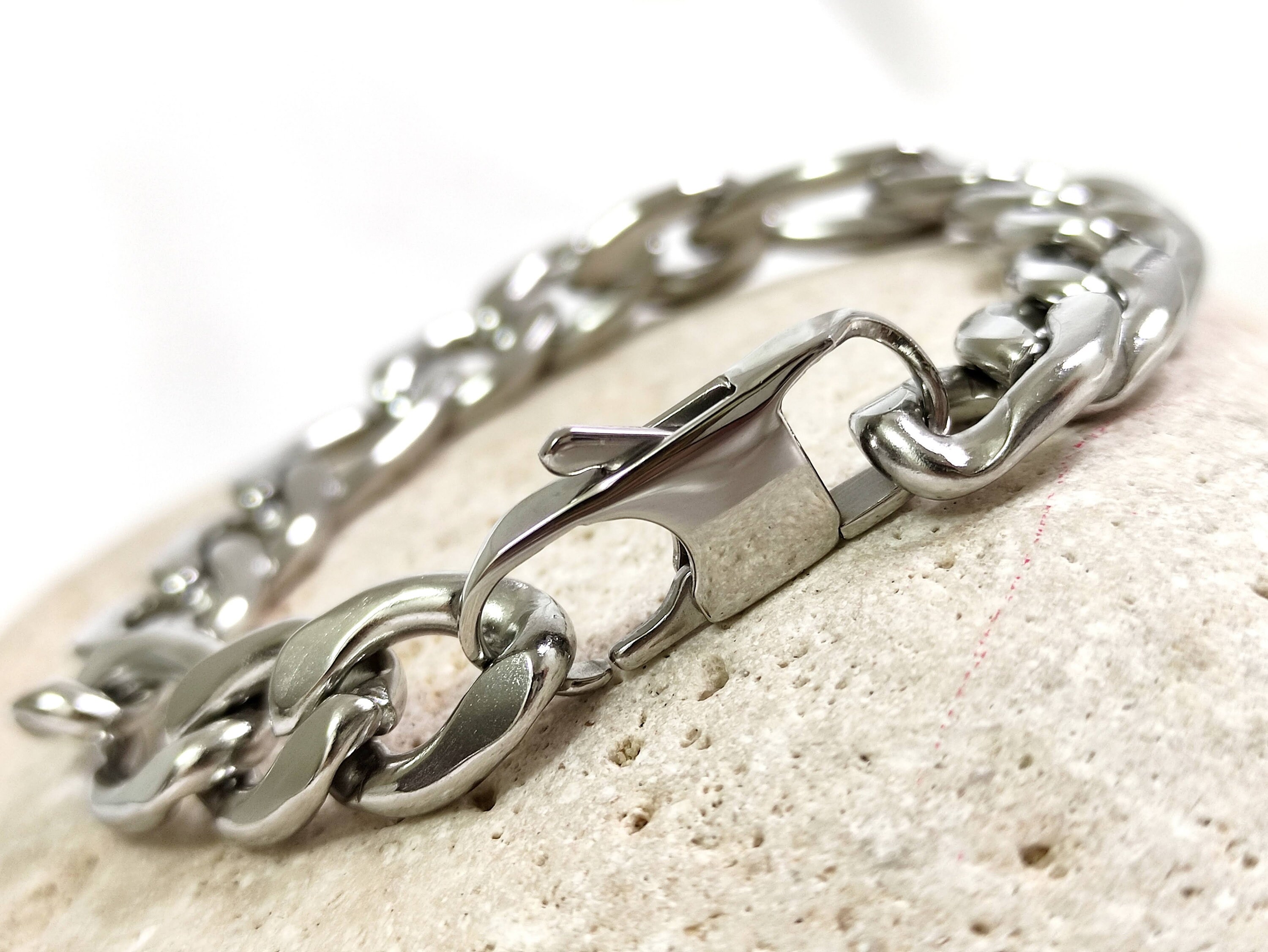 Charming Men's 12mm Bracelet stainless steel Silver Figaro Chain Bangle 9 inch 