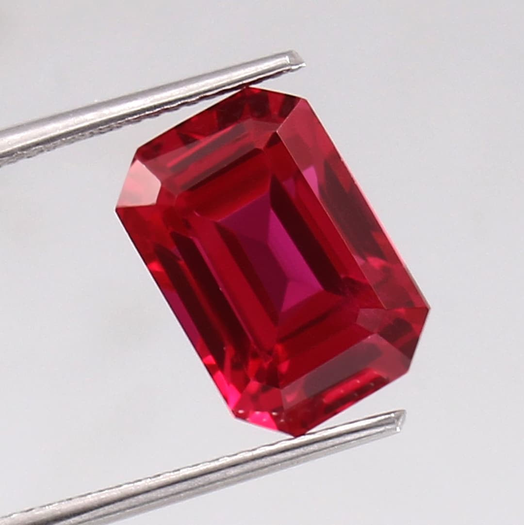 Famous Blood Red Ruby AAA Blood Red Ruby, Radiant Cut Loose Gemstone, 10.50 Ct for Jewelry ...