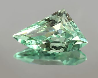 AAA Ceylon Green Sapphire: 10.50 Ct Loose Gemstone, 20x12 MM