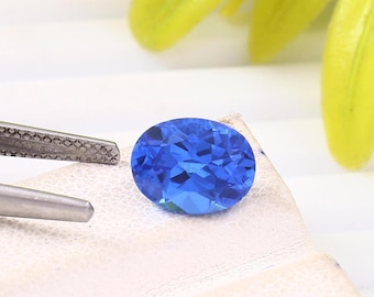 AAA Cornflower Blue Sapphire: 2.60 Carat Oval Loose Gemstone