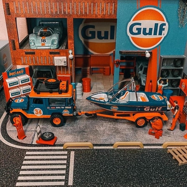 For 1:64 Scale Diecast Cars - Gulf Service Diorama and Parking Lot for sale - For Hotwheels Majorette Greenlight etc.