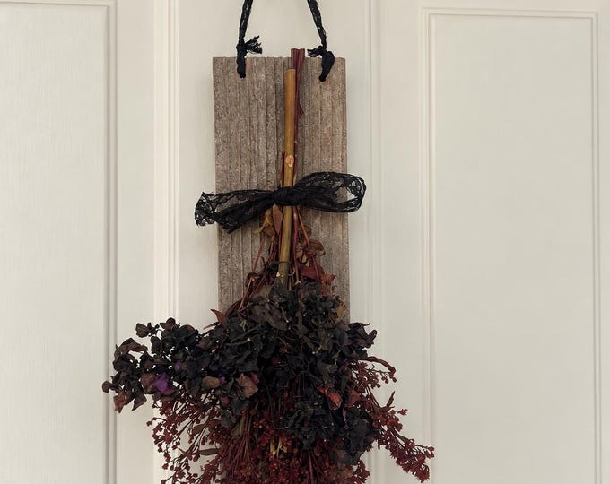 Halloween/Gothic Themed Hanging Flower Rack