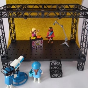 Dollhouse miniature Concert Llive Stage Garage Display Projection Lamps for Gundam Action Figure Assembled Scenen Model