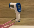 1\/6 scale Dollhouse Miniature Thermometer medicine doctor clinic tool first aid kit miniature