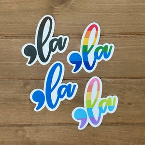 Sticker virgule La | Autocollant Kamala Harris | Président Kamala | Stickers résistants à l'eau | Bouteille d'eau | Ordinateur portable | Féministe | Livraison gratuite