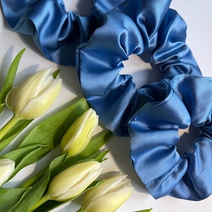 19 momme Mulberry Silk Hair scrunchies - heldere lucht - prijs is voor één scrunchie