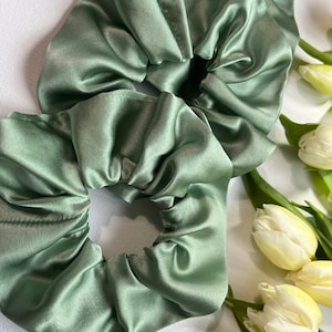 19 momme Mulberry Silk Hair Scrunchies - Mint - Price is for one scrunchie
