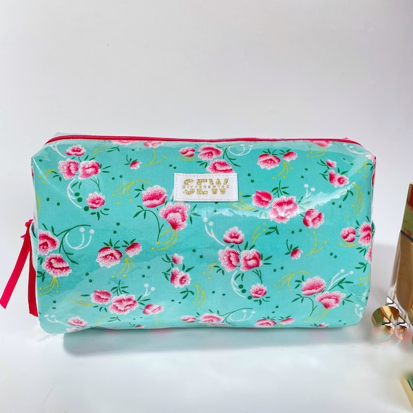 Grande trousse de toilette imperméable Pivoine et céladon fleurs  - doublée