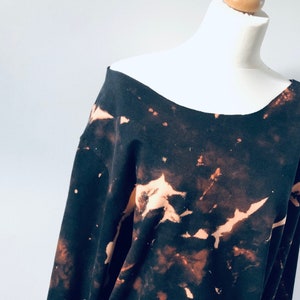 Schwarzes Batik Sweatshirt