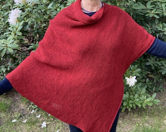 Warmer Poncho Wolle rot meliert Gr. S - XL