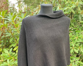 Warmer Poncho Wolle Schwarz Gr. S - XL