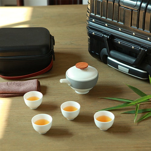 Minimal Travel tea set with case | 1 pot with lid 4 cups 1 shops case 1 tower | Christmas gift for coworker