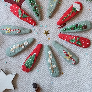 Christmas Embroider hair clips, Snap Hair Clips, Red hair accessories, Linen covered clips, Small barrette, Advent holiday gift