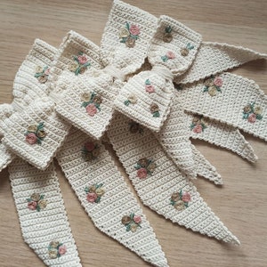 Custom floral embroidery on crochet bow, Unique stylish gift for friend, Fashion gift for mother, Babygirl gift