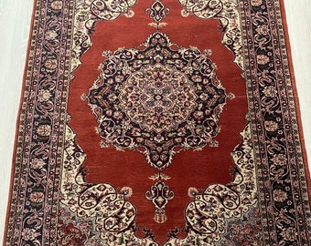 Vintage Kayseri Turkish Wool Rug, 4.69 x 6.79 ft, Medallion Oriental Rug