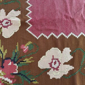 Old Balkan Kilim, Balkan Kilim, Large Kilim Rug, Pastel Kilim, Floral Design Rug, Floral Motif,Flower Motif, Medallion Kilim, 7x9 Rug image 9