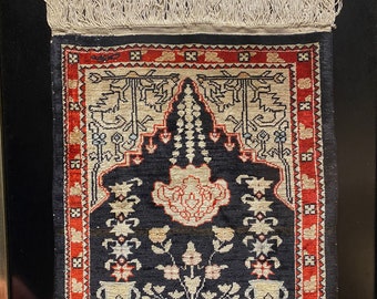 Vintage Hereke Silk Rug, Mihrab Wall Decor, Turkish Tapestry (30x38 cm)