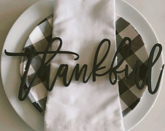 Thanksgiving decor, Thankful place cards, thankful wooden words, Thanksgiving name plates, holiday decor, name place cards