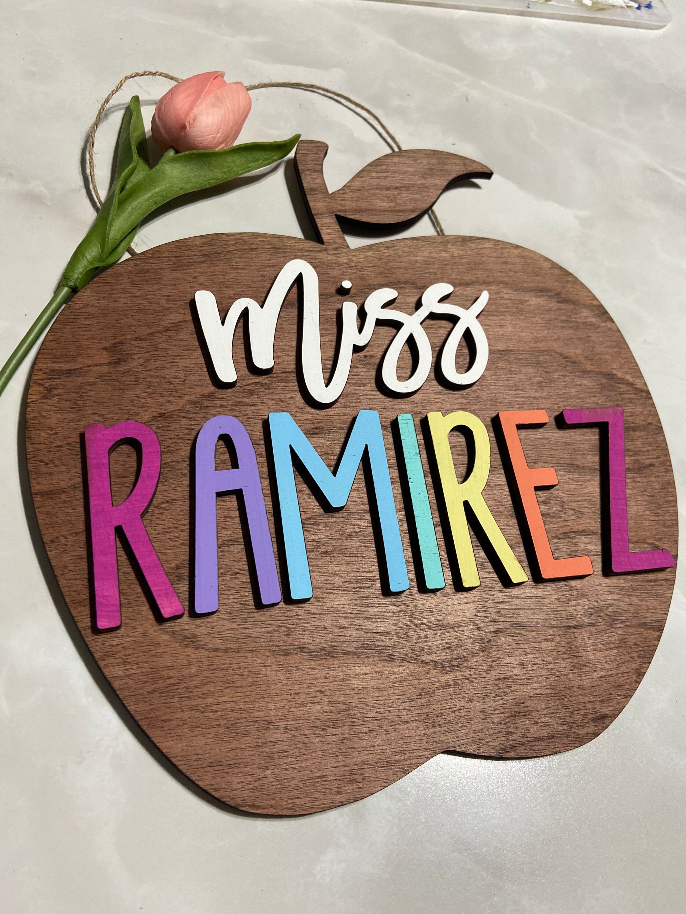 Teacher Sign, Personalized teacher gift, Teacher Name sign, Apple tea…