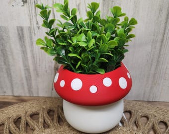 Mushroom planter pot/Desktop planter