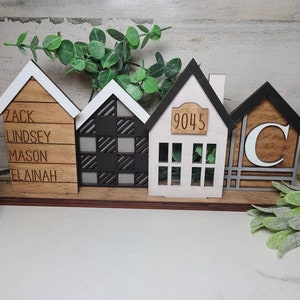Family House Shelf Sitter