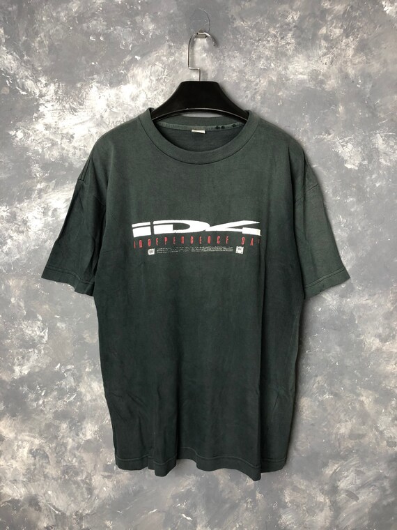 Vtg 1996 Independence Day Movie Tshirt/Vtg 90s ID4