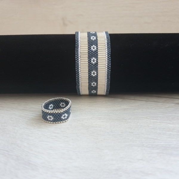 Schmuck-Set aus Ring und Armband in dunkelblau, weiß und silber für Frauen