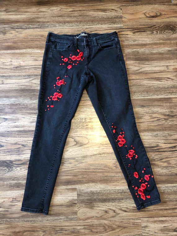 Vintage Universal Thread Jeans With Red 