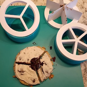 Cookie Cutter - Great for sharing - Crumble Cookie Cutter