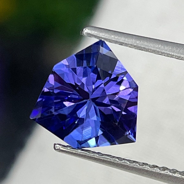 Natural Tanzanite 1.83 cts 8.5  mm Trillion Shape Tanzanite Special Trillion Cut Tanzanite, Clearity ;   Loupe clean #F55