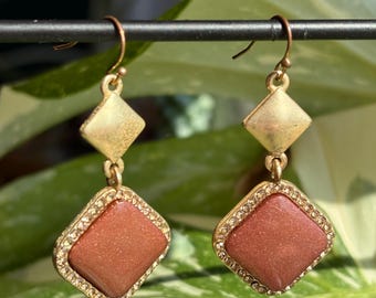 Vintage Goldstone Gold Earrings dangle jewelry gemstone crystal goldstone faux