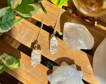 Clear Quartz Point Necklace - Wire wrapped necklace - Crystal Point - Crystal Necklace