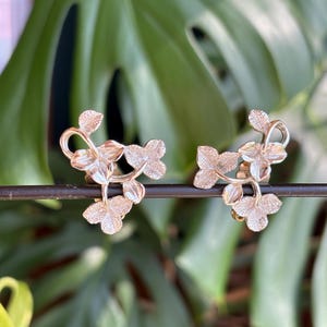 Vintage Clip on Silver Vine Earrings leaf earrings jewelry antique clip on earrings plant earrings