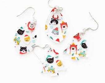 Holiday Cat Earrings, Acrylic Christmas Cats, Funny Cute Animal Earrings, Winter Themed Jewelry with Cats, Cat Lover Gifts, Christmas Tree