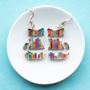 Book Cat Earrings, Avid Reader Gifts, Bookish Cat Lover Jewelry, Acrylic Dangle Book Earrings for Teacher, Gift for Cat Mom, Kitten Earring Clear