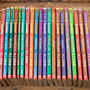 YOU PICK 90s Original Goosebumps PB Books, R.L. Stine, True 1st Printing, Vintage Kids&#39; Horror Novels, Choose, First Edition