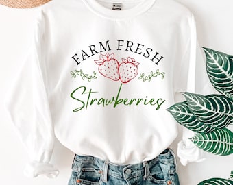 Farm Fresh Strawberries Downloadable File SVG, PNG, JPG | Plant | Plant Lover | gardener | Strawberry