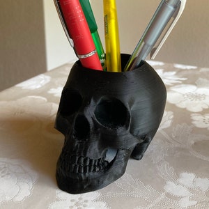 Skull flower pot, skull pen holder, skull; skull planter; Decor skull, gardening, plants, succulents, helloween
