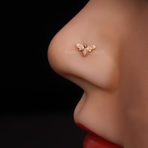 Näsring i roséguld med bi: Indisk näsring i sterlingsilver med lerkransskruv