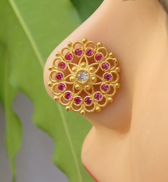 Polki Gold look Big Bridal Nose Ring - Sanvi Jewels Pvt. Ltd. - 2624394