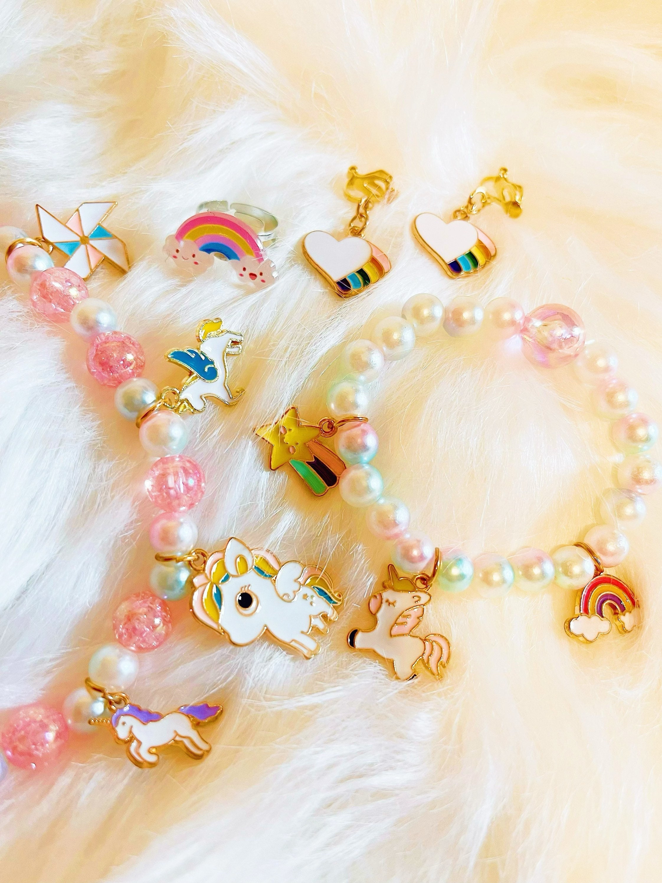 Super Sparkly Unicorn Bracelet in Pastels Unicorn Jewelry Girl Gift Gift  for Little Girl Party Favor Jewelry C 