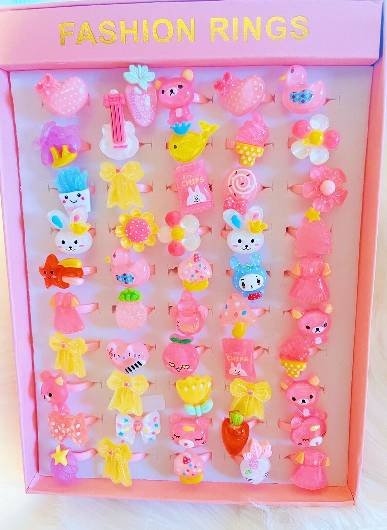 50 Pieces Kids Rings, Little Girls Cute Design Rings Set in the Box ...