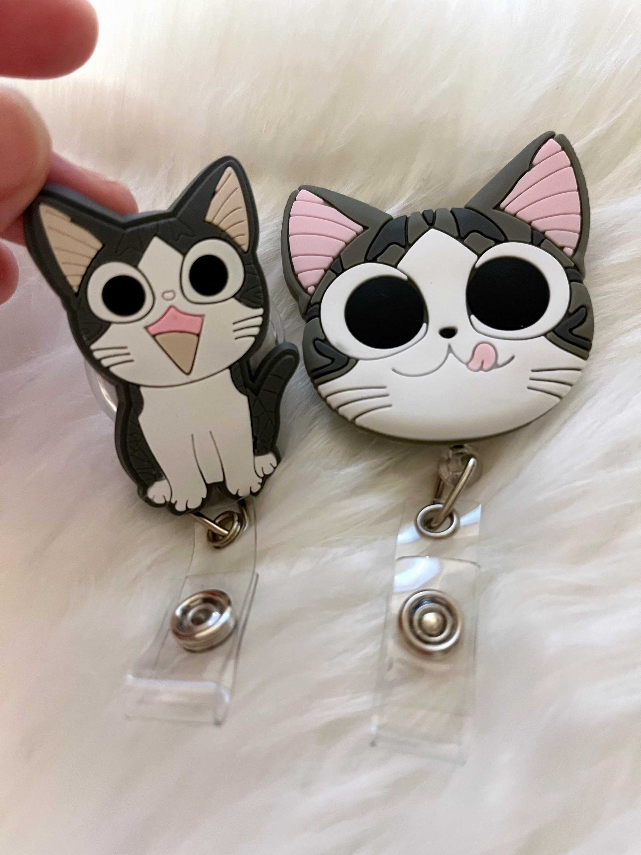 Kitty Cat Design ID Badge Clips,2 Pack Cute Kawaii Cartoon Retractable ID Badge Clips on Reel, Cute Cate ID Badge Clips