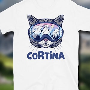 Cortina d&#39;Ampezzo T-Shirt, Cortina Skiing Gift Souvenir, Winter Shirt for Skiers Snowboarders, Cat Wearing Ski Goggles, Italian Alps Tshirt